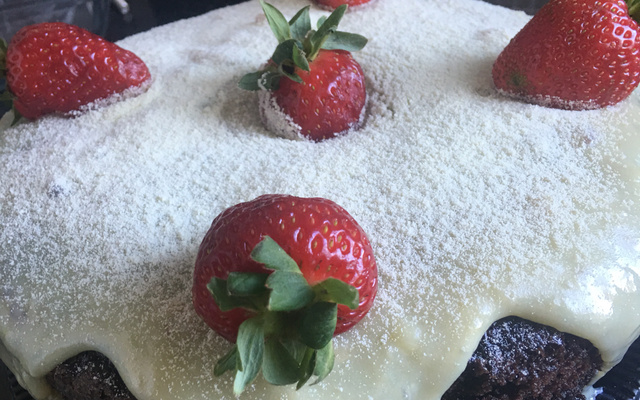 Bolo vulcão de leite ninho