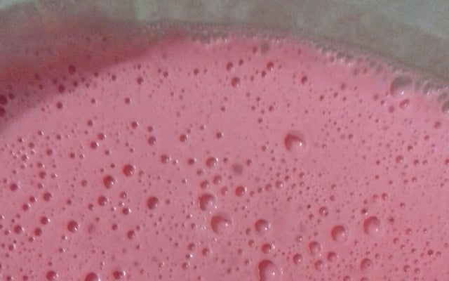 Pudim de gelatina de morango facíl