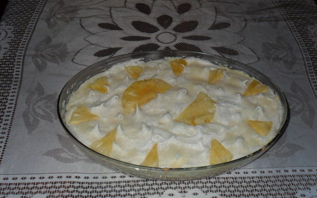 Bolo abacaxi de forma