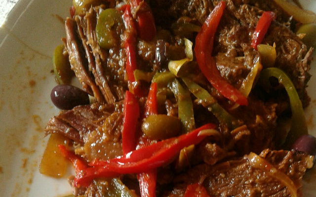 Carne de panela com vinho tinto