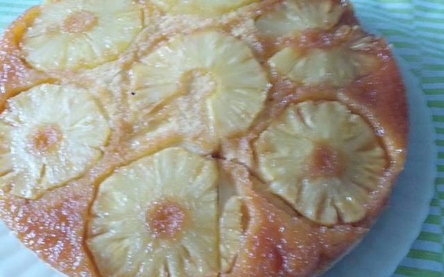 Bolo de abacaxi com maionese