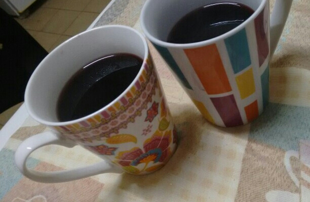 Quentão tradicional e sem cachaça