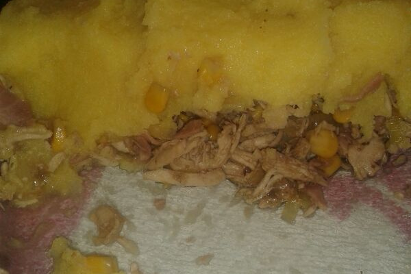 Polenta com frango ao vinho