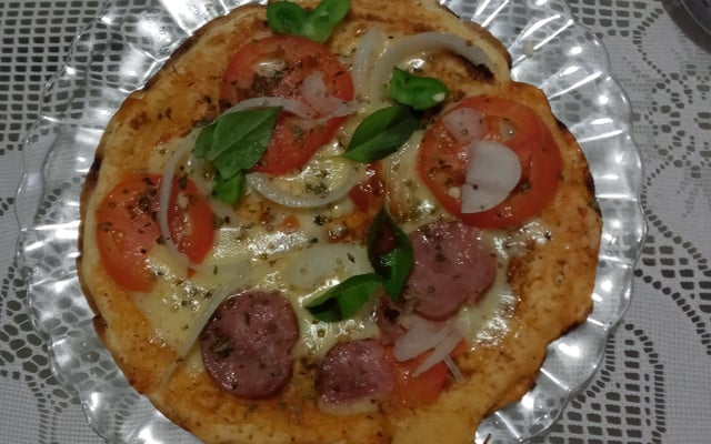 Pizza de liquidificador na frigideira
