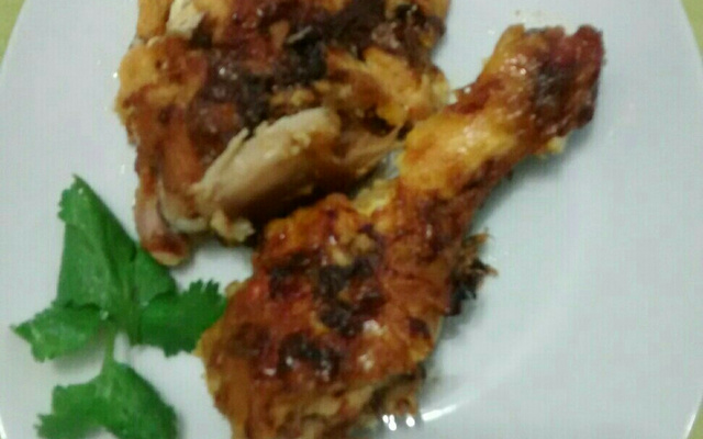 Coxa de frango assado com maionese