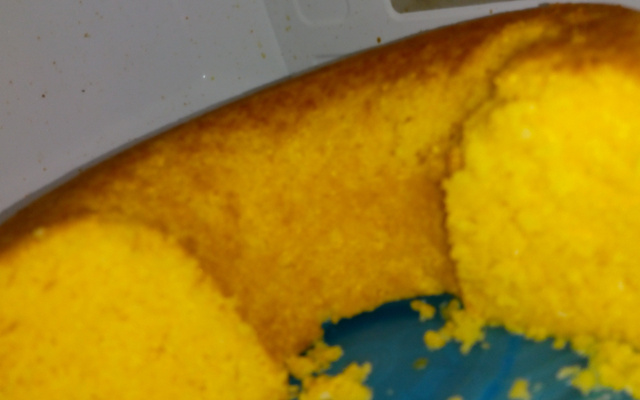 Bolo de milho com milharina e coco