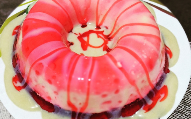 Gelatina recheada simples