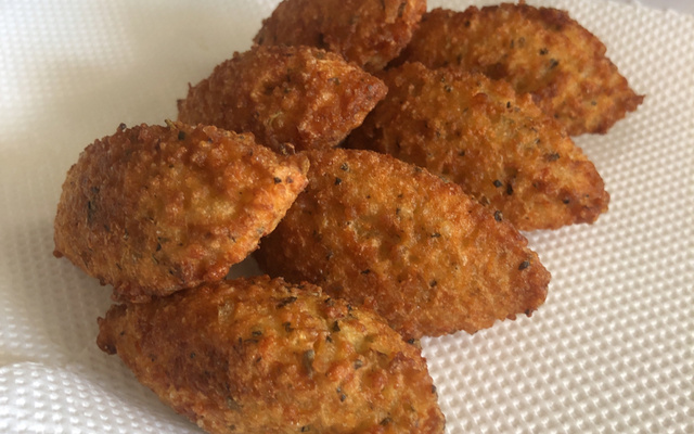 Bolinho de arroz tradicional