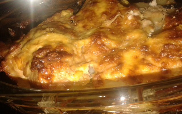 Filé de frango com creme de cebola