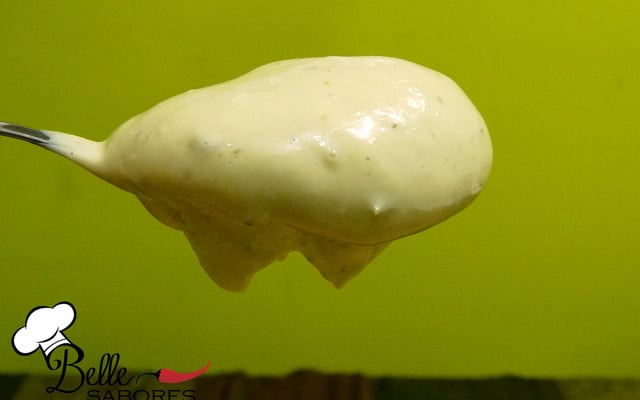 Maionese temperada de lanchonete