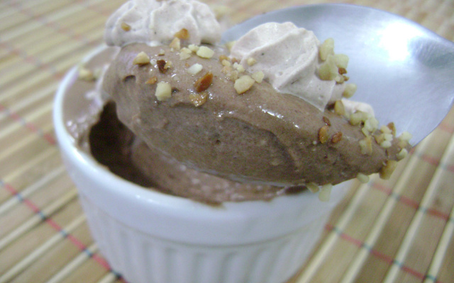 Parfait gelado de chocolate e castanha
