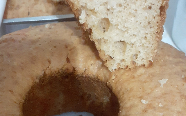 Bolo de farinha de trigo simples