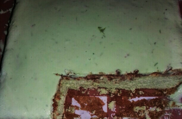 Bolo verdinho com creme de Limão