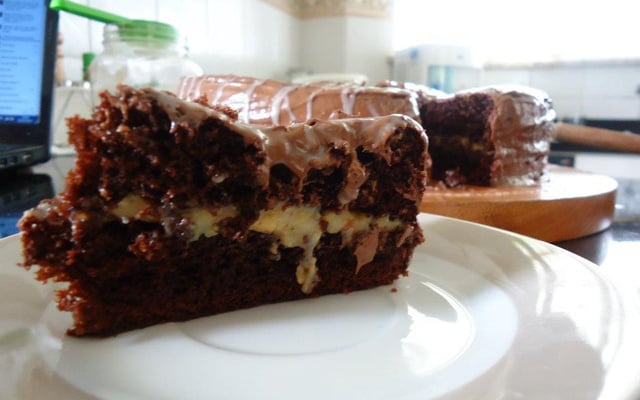 Pão de mel com recheio de doce de leite