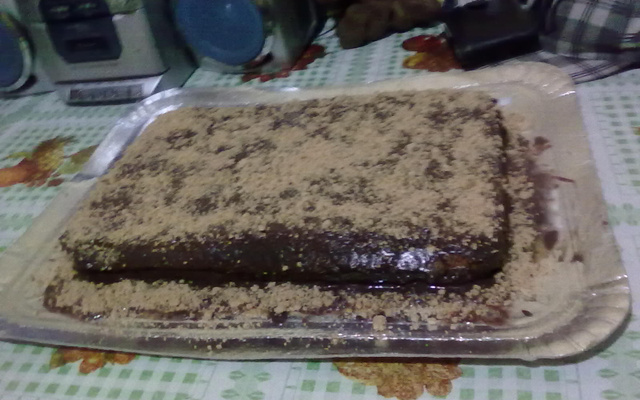 Bolo de chocolate com amendoim