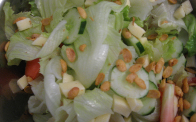 Salada básica com soja