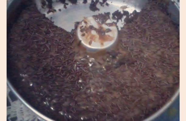 Bolo de chocolate com creme de café com chocolate