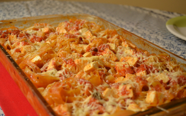 Macarrão ninho recheado