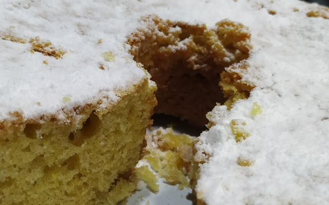 Bolo de laranja inteira