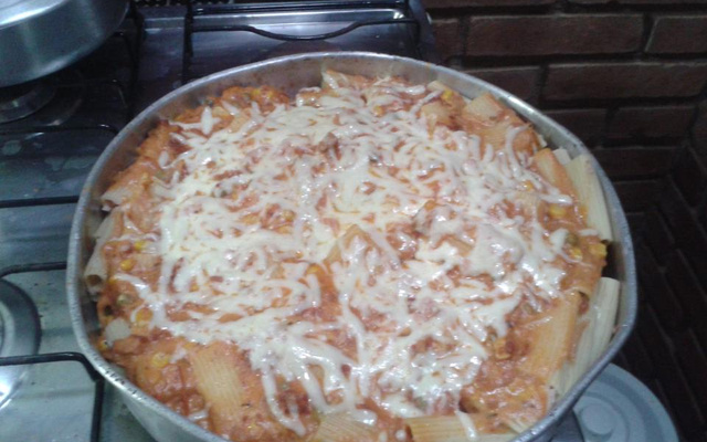 Macarrão recheado