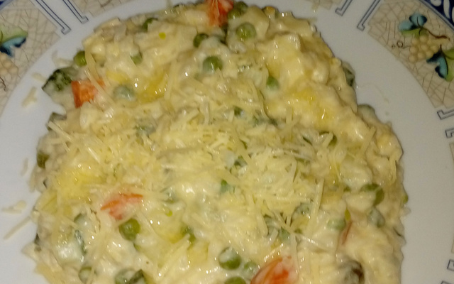 Risoto vegetariano três queijos da Quezia