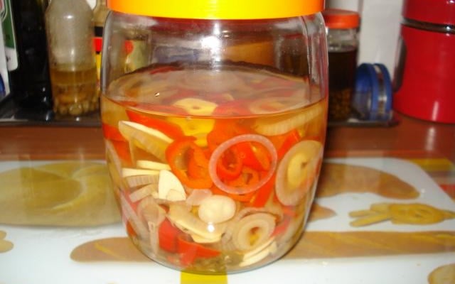 Conserva de pimenta dedo-de-moça