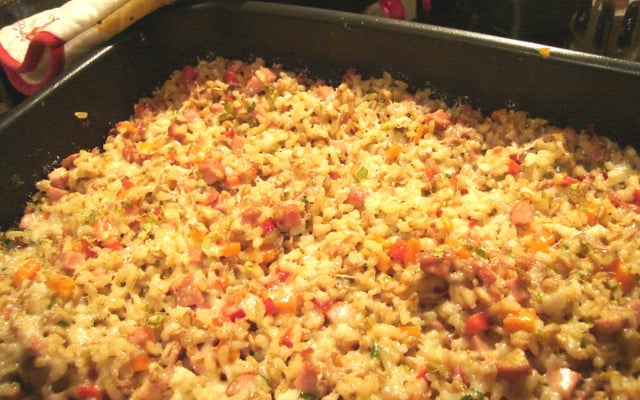 Arroz de forno fácil e barato