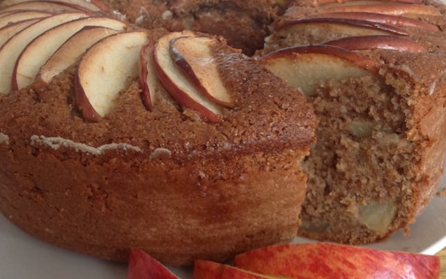 Bolo de Maçã Integral com Aveia e Passas