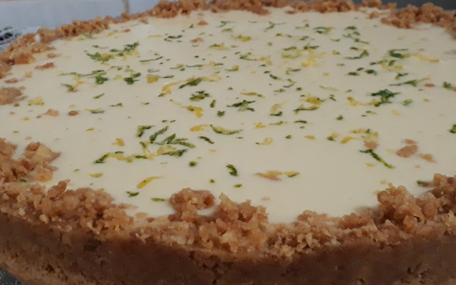 Torta de limão com chocolate branco