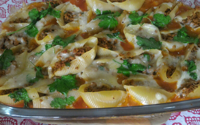 Conchiglione com recheio de ricota