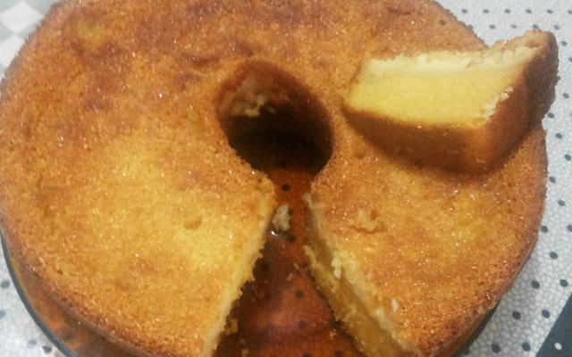 Bolo cremoso de fubá da Sandra