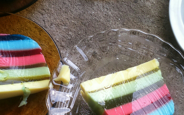 Gelatina Colorida em camadas