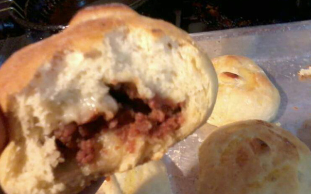 Pão de batata recheado