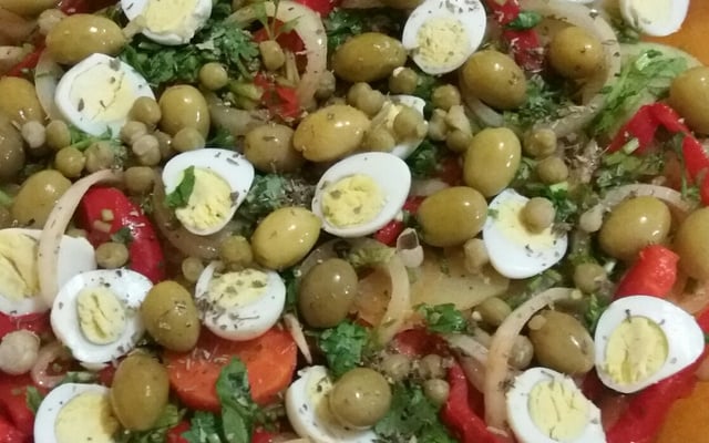 Salada fácil de bacalhau