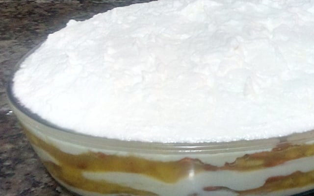 Pavê de banana caramelizada