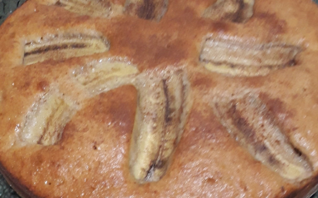 Bolo integral de banana e castanha