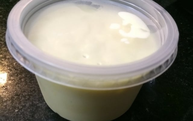 Maionese caseira de alho (molho para churrascos, fritas ou sanduíches)