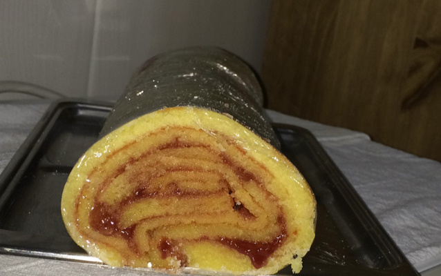 Bolo de rolo do nordeste feito por Elker Lima