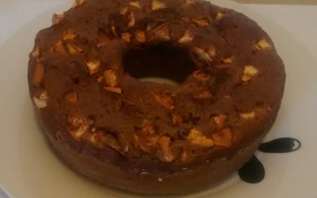 Bolo de banana e maçã