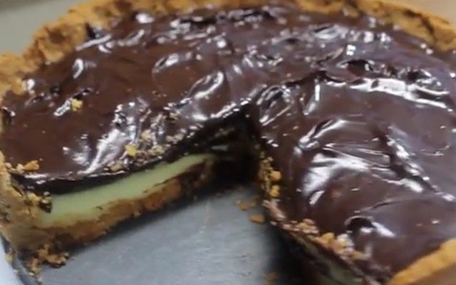 Torta de chocolate com leite em pó