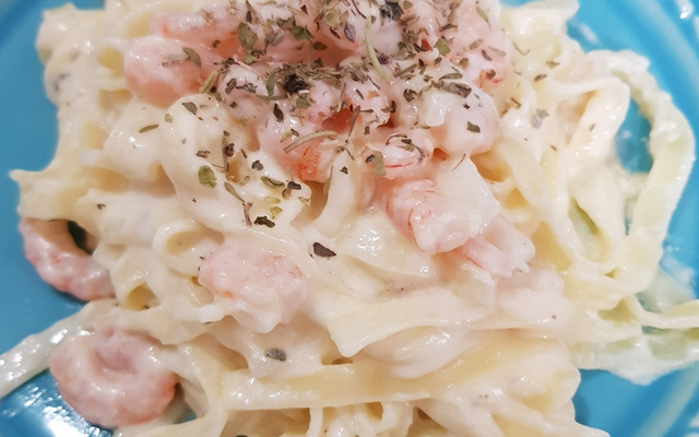 Macarrão com camarão