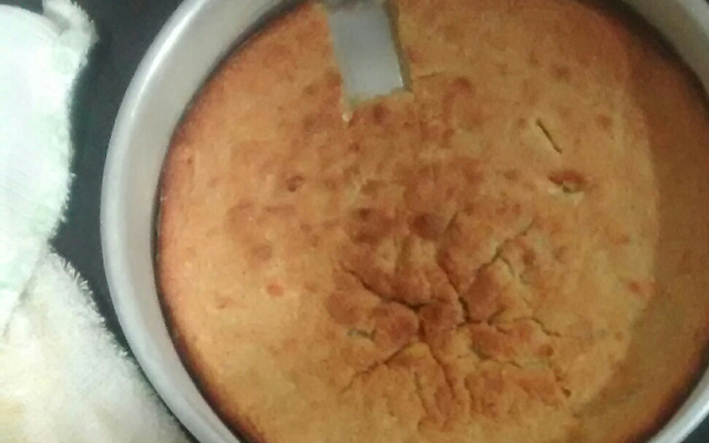 Bolo de mandioca simples