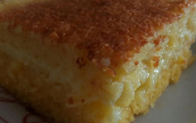 Bolo de fubá cremoso