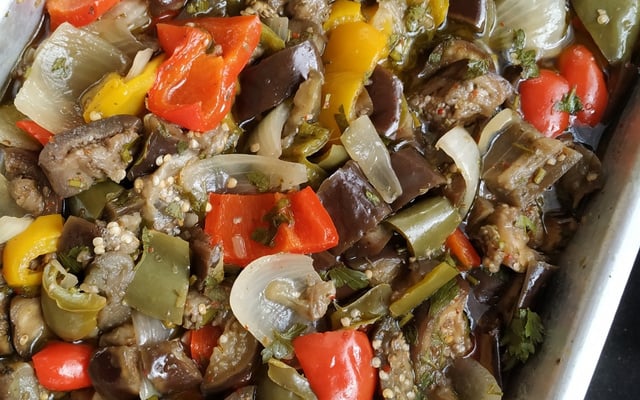 Antepasto de berinjela fácil e gostoso