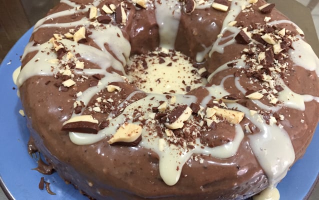 Bolo vulcão de leite ninho