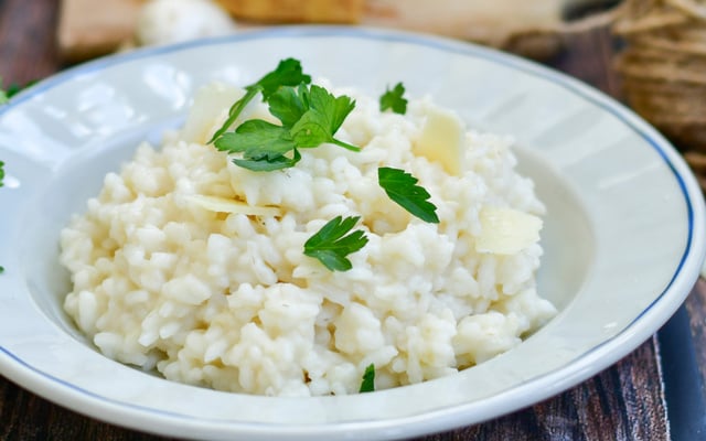 Risoto de provolone com manjericão