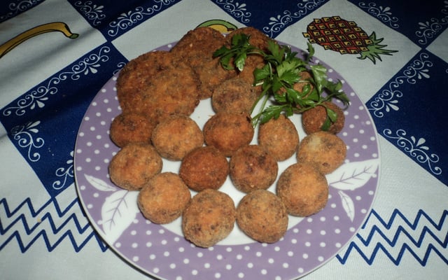 Bolinho de carne moída