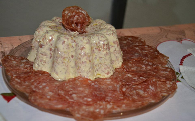 Mousse de salaminho