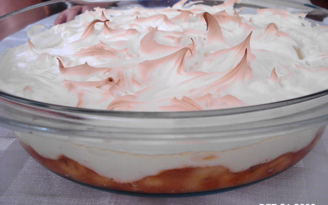 Doce de banana com creme