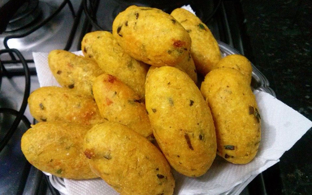 Bolinho de frango